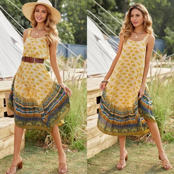 Dresses & Skirts - Boho floral print cami dress